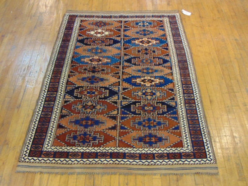 Vintage Estate Semi-Antique Handmade Oriental Rug E57