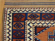 Load image into Gallery viewer, Vintage Estate Semi-Antique Handmade Oriental Rug E57