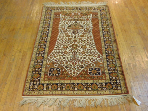 Vintage Estate Semi-Antique Handmade Oriental Rug E58