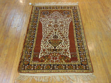 Load image into Gallery viewer, Vintage Estate Semi-Antique Handmade Oriental Rug E58